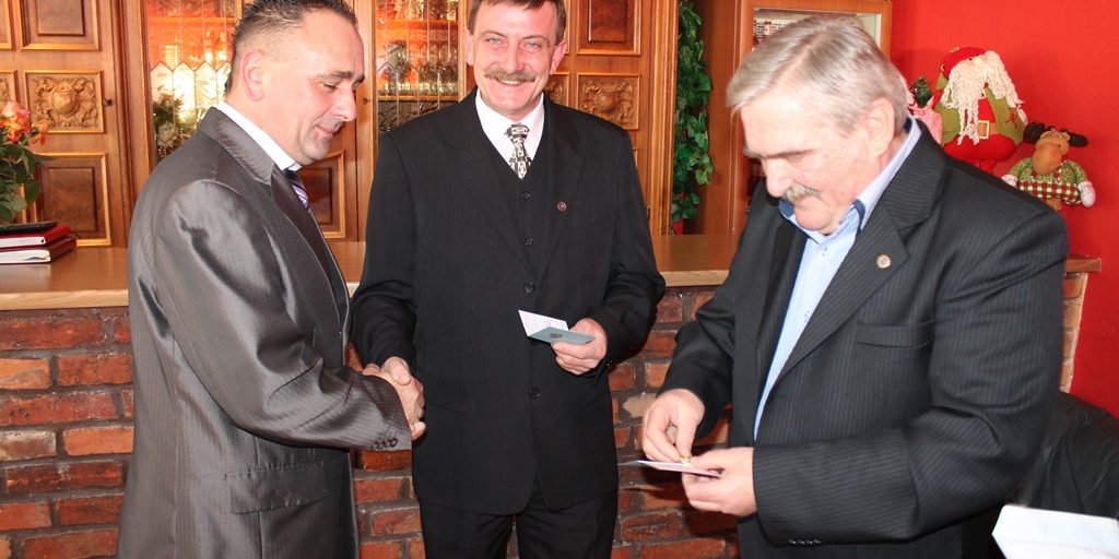 PZW złote odznaczenia PZW