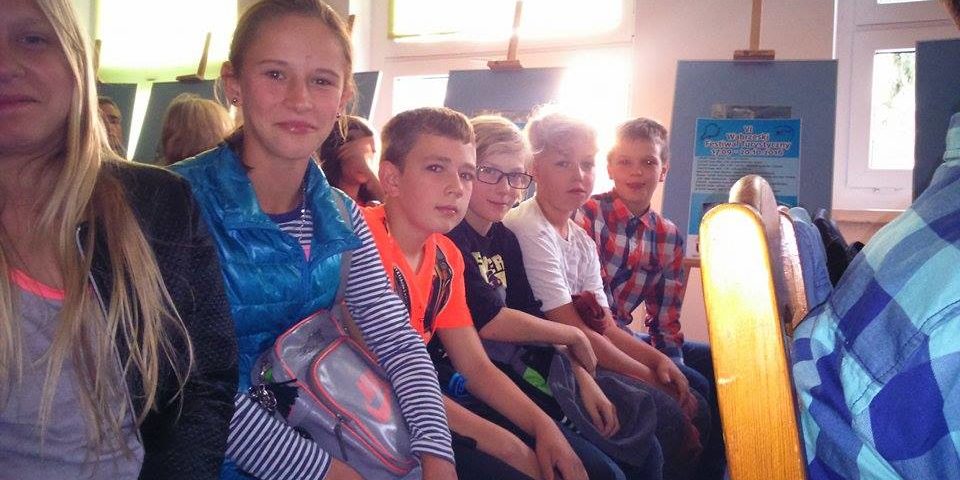 uczniowie-sp-2-na-spotkaniu-z-podroznikami-wabrzeski-festiwal-turystyczny-2016-r