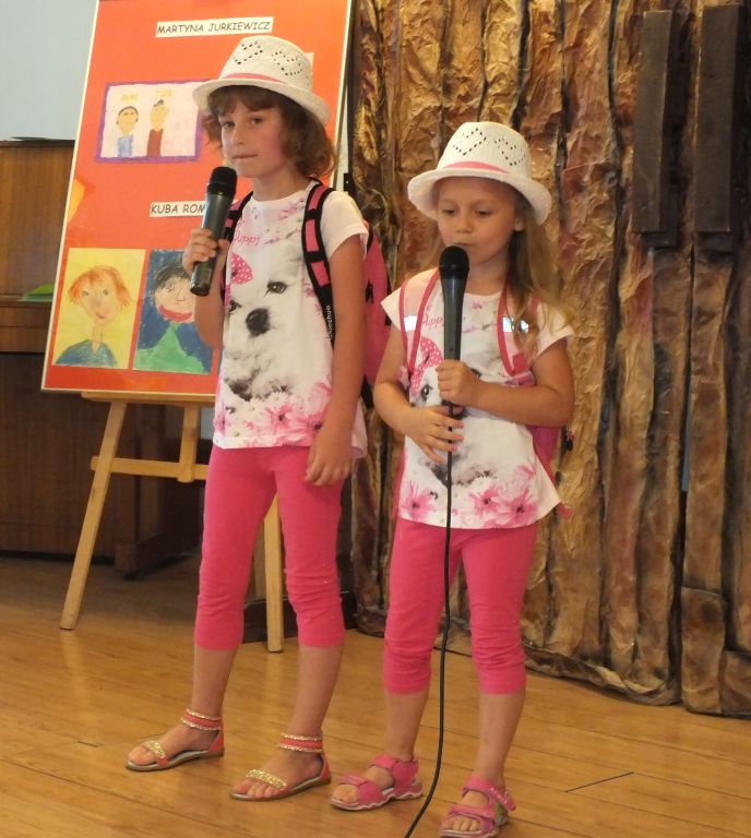 Iza Henryszewska, Blanka Stefańska – uczestniczki ubiegłorocznego festiwalu Uśmiechnięte nutki