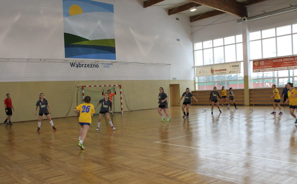 Hala-sportowa-w-Gimnazjum-nr-1-po-remoncie
