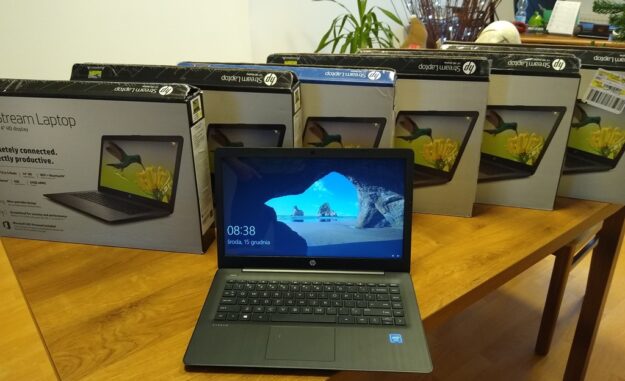 Zdjęcie nowego laptopa WDK