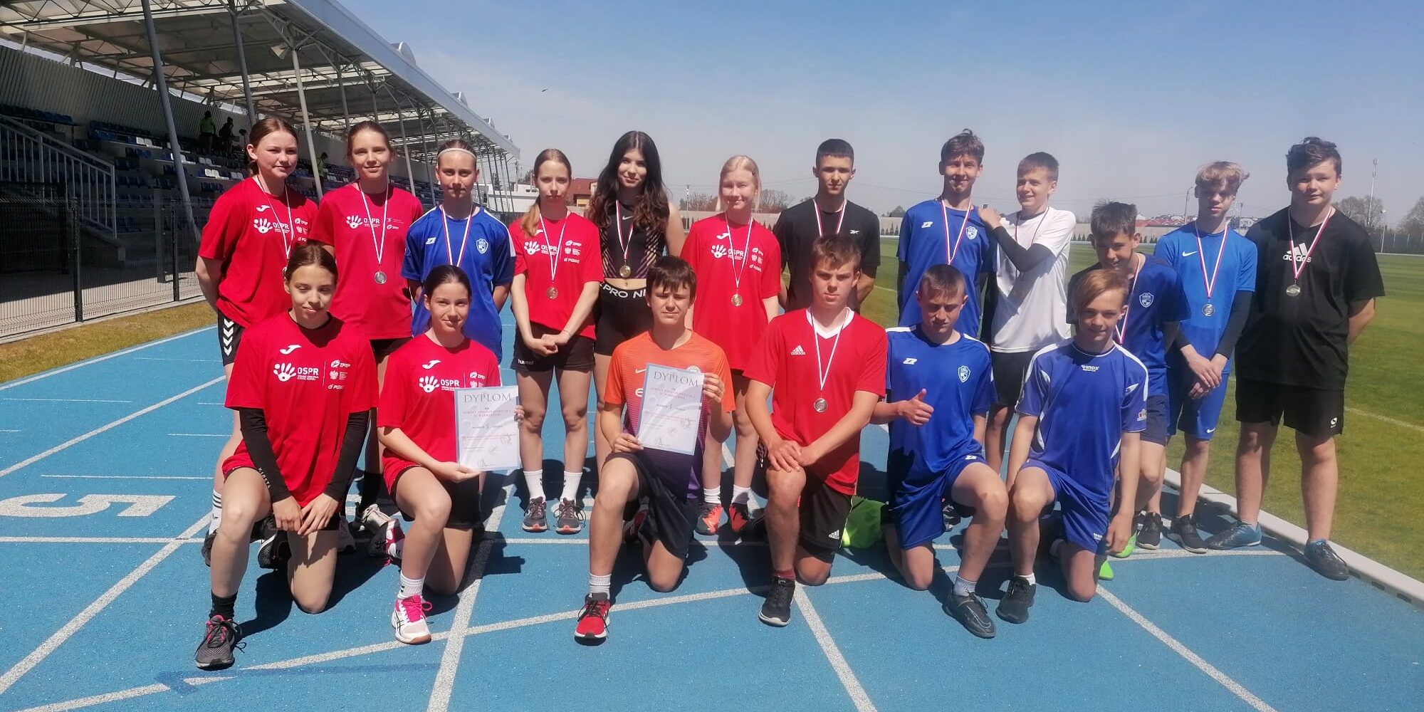 Zawody lekkoatletyczne w ramach Powiatowych Igrzysk Młodzieży Szkolnej 10.05.2022 fot. SP3 (01)
