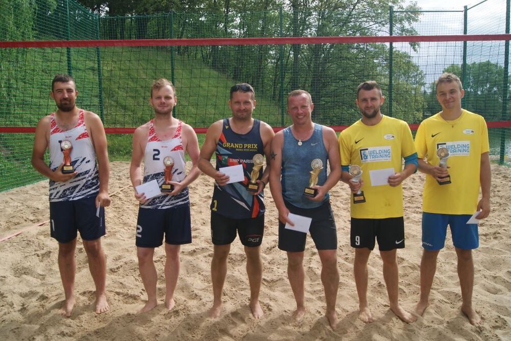 Od lewej: Jakub Skrzek, Rafał Kołek, Michał Rowicki, Cezary Jaks, Patryk Budziwojski, Marcin Maciaszek